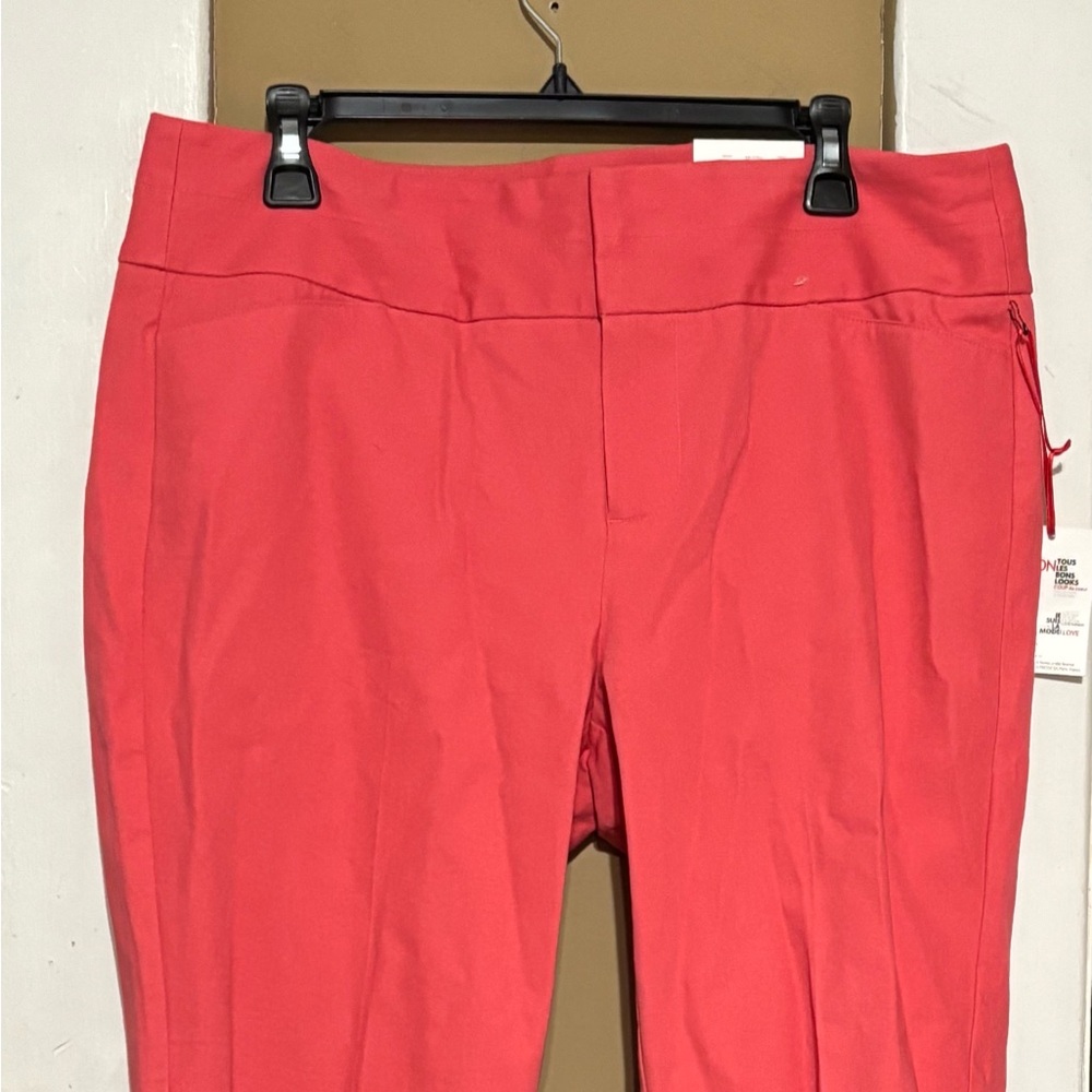 Elle Curvy Capri